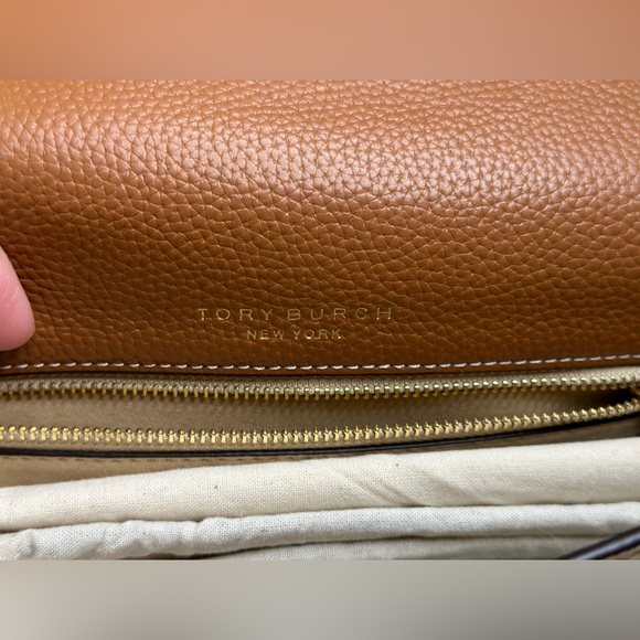 Miller Shoulder Bag - Picture 10 of 10